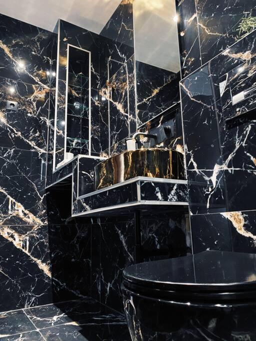 Thesstay Attica Downtown Boutique Apartment سالونيك المظهر الخارجي الصورة