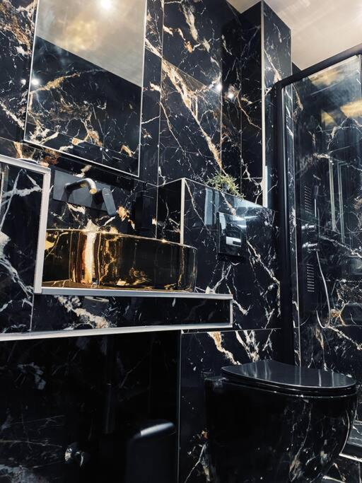 Thesstay Attica Downtown Boutique Apartment سالونيك المظهر الخارجي الصورة